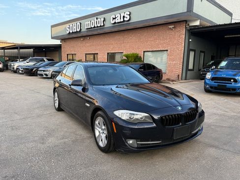 Used 2013 BMW 528i xDrive Sedan image 2