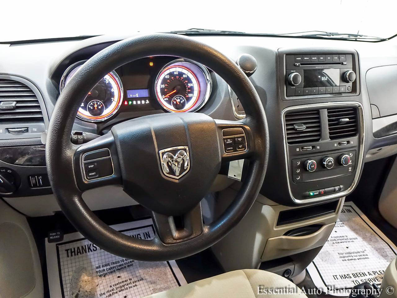Used 2013 RAM C/V Tradesman FWD image 9