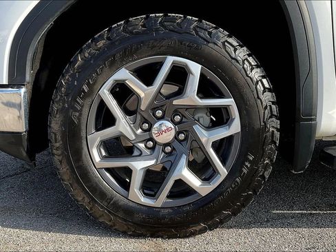 Used 2023 GMC Sierra 1500 SLT w/ SLT Premium Plus Package image 8