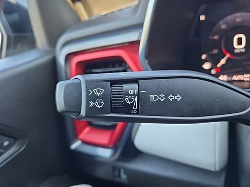 Used 2023 GMC Canyon AT4X image 19