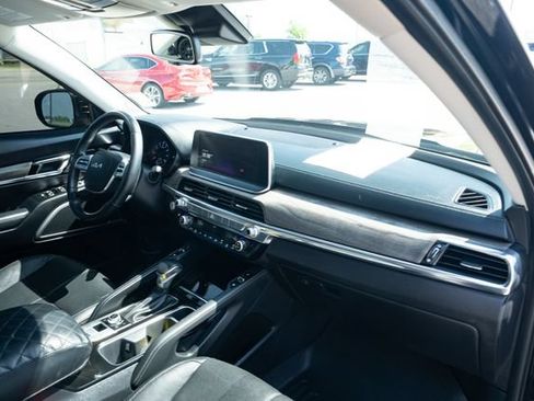 Used 2022 Kia Telluride EX w/ EX Premium Package AWD/4WD image 41