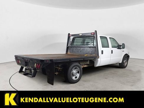 Used 2007 Ford F250 XL image 2