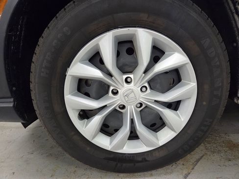 Used 2023 Honda CR-V LX image 13