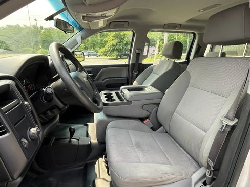 Used 2017 Chevrolet Silverado 1500 W/T AWD/4WD image 15