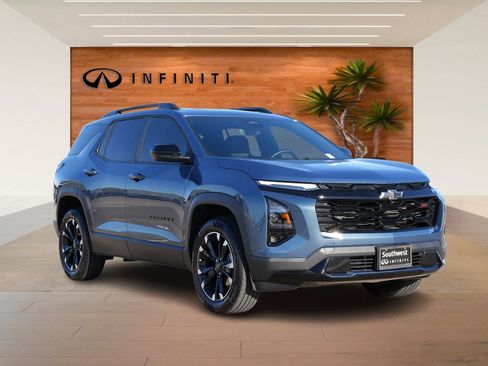 Used 2026 Chevrolet Equinox RS w/ Safety and Technology Package image 3