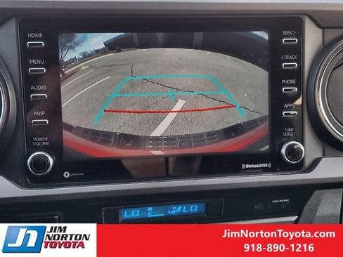 Used 2021 Toyota Tacoma TRD Off-Road image 20