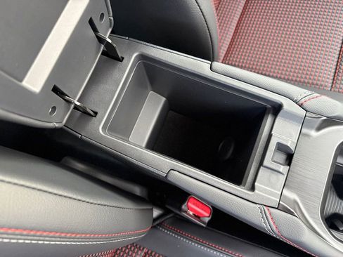 New 2026 Nissan Kicks SR image 27