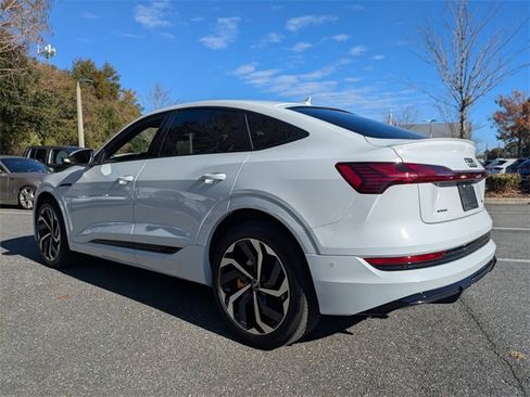 Used 2023 Audi e-tron Premium Plus w/ Premium Plus Package image 10