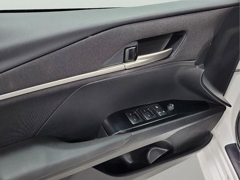 Certified 2025 Toyota Camry LE image 9