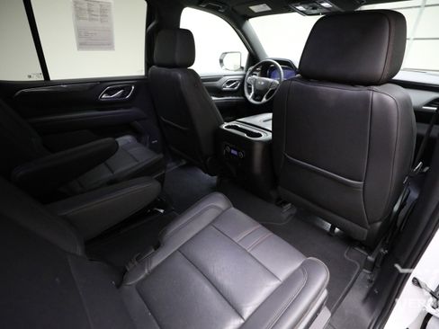 Used 2022 Chevrolet Tahoe RST w/ Luxury Package RWD image 12