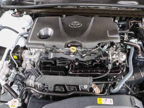 Used 2023 Toyota Camry SE w/ Convenience Package FWD image 28