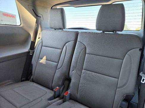 Used 2021 GMC Acadia SLT image 30