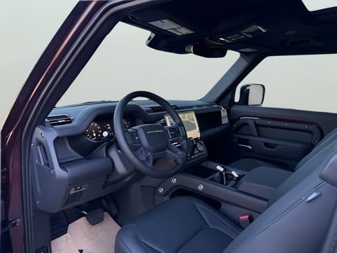 New 2026 Land Rover Defender 90 X-Dynamic SE AWD/4WD image 17