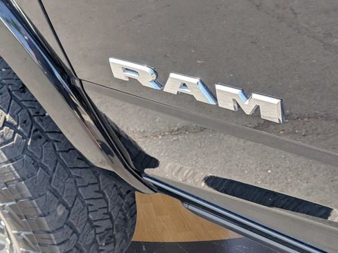Used 2020 RAM 2500 Laramie AWD/4WD image 11