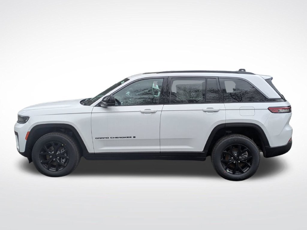 New 2026 Jeep Grand Cherokee Altitude AWD/4WD image 7