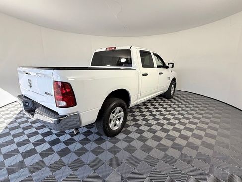 Used 2022 RAM 1500 Classic SLT image 6