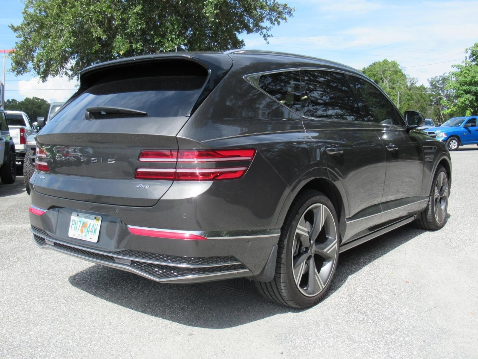 Used 2025 Genesis GV80 2.5T Prestige AWD/4WD image 6