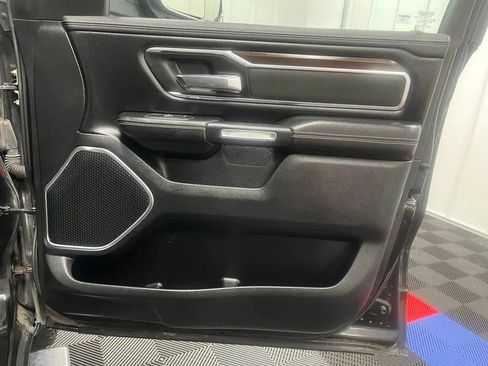 Used 2021 RAM 1500 Laramie AWD/4WD image 11
