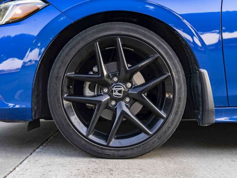 Used 2023 Honda Civic Sport image 14