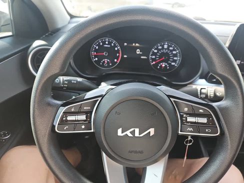 Used 2023 Kia Forte LXS FWD image 15