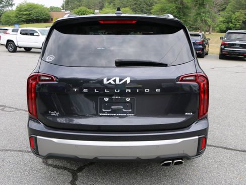Used 2025 Kia Telluride S AWD/4WD image 4