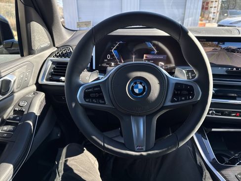 New 2026 BMW X5 xDrive50e w/ M Sport Package image 18