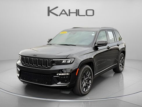 Certified 2025 Jeep Grand Cherokee Summit w/ Adv Protech Group IV AWD/4WD image 1