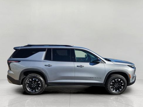 Used 2024 Chevrolet Traverse Z71 AWD/4WD image 9
