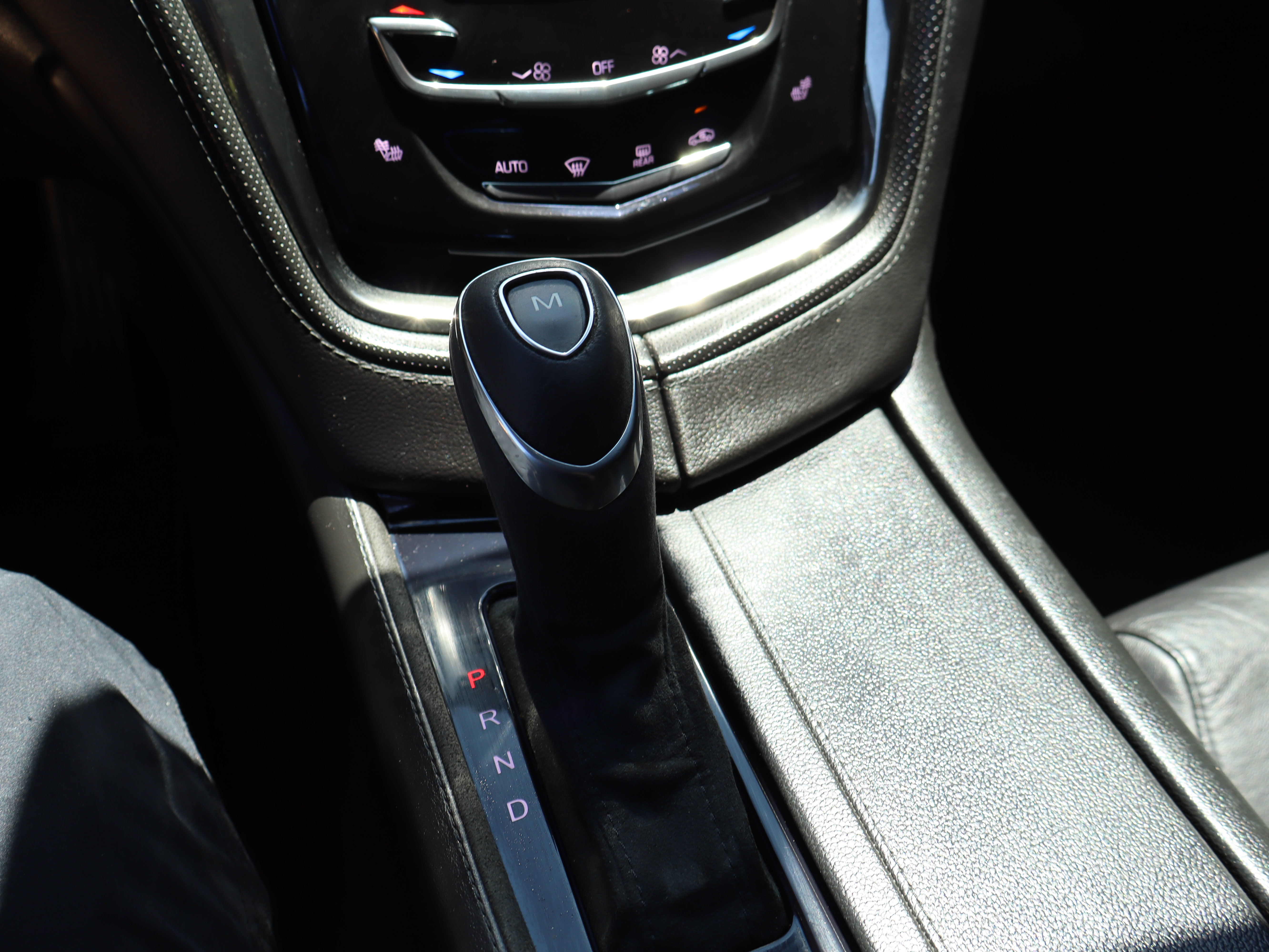 Used 2018 Cadillac CTS V w/ Carbon Fiber Package RWD image 41