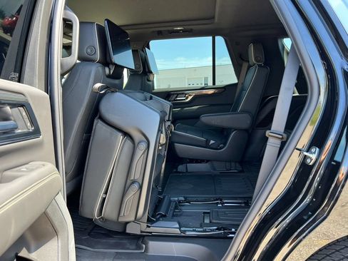 New 2026 GMC Yukon Elevation w/ Elevation Premium Package AWD/4WD image 44