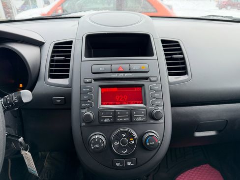 Used 2012 Kia Soul 5dr Wgn Auto Base image 31