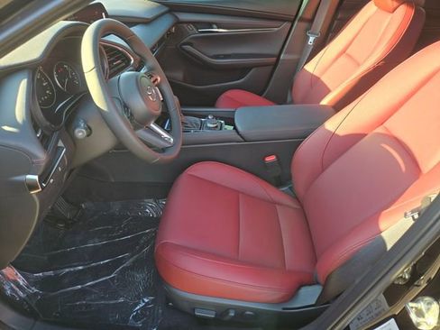 New 2026 MAZDA MAZDA3 Carbon AWD/4WD image 6