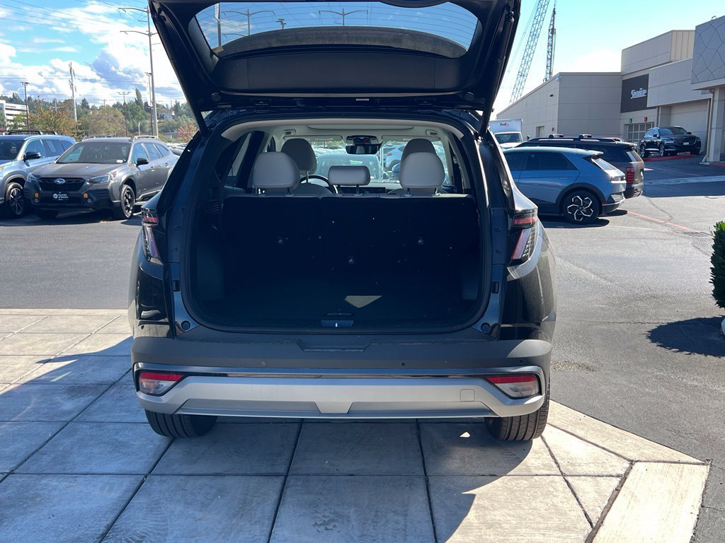 New 2026 Hyundai Tucson Limited AWD/4WD image 8