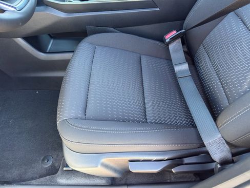 New 2026 Chevrolet Equinox LT image 11