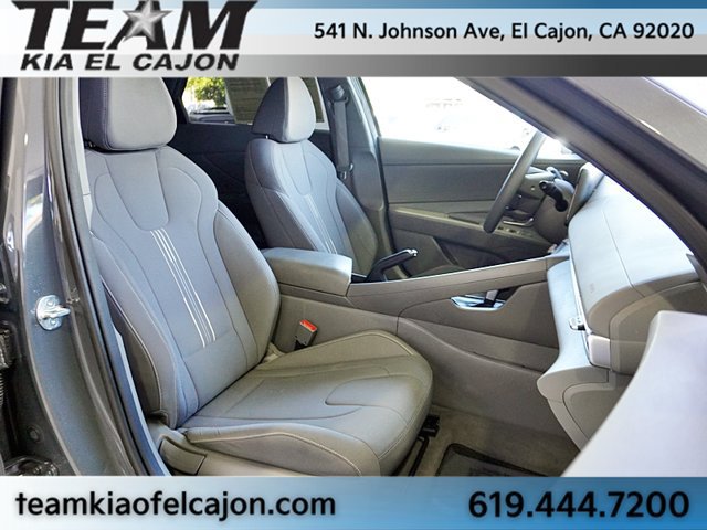 Used 2024 Hyundai Elantra SEL FWD image 13