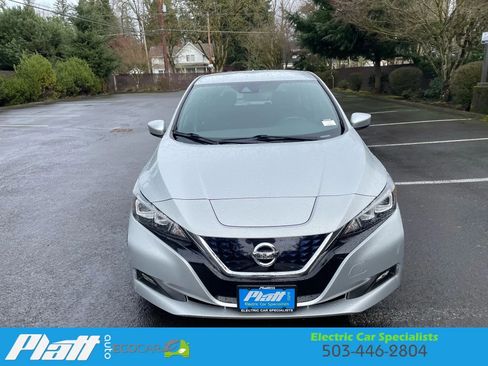 Used 2018 Nissan Leaf SV w/ SV Technology Package image 15