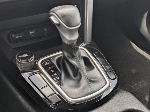 Certified 2024 Kia Seltos S FWD image 25