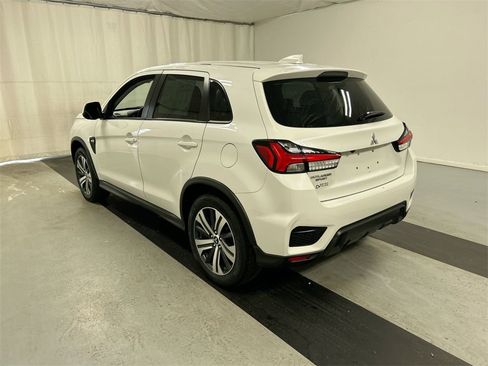 Used 2020 Mitsubishi Outlander Sport ES image 7