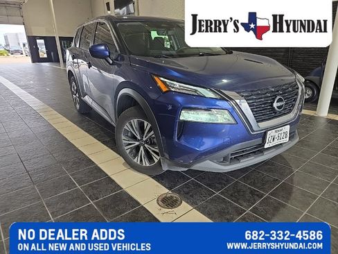 Used 2023 Nissan Rogue SV FWD image 5