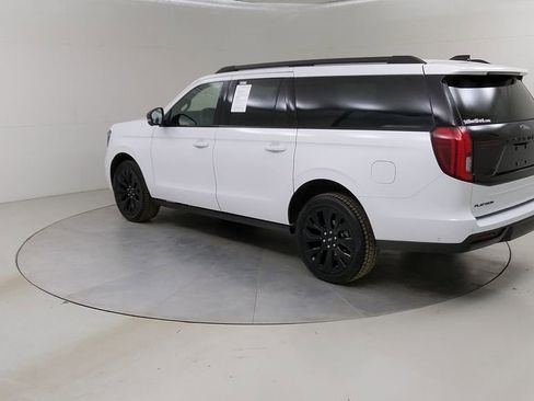Certified 2025 Ford Expedition Max Platinum w/ Stealth Appearance Package AWD/4WD image 18
