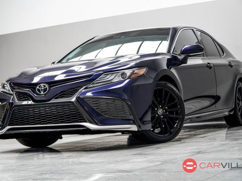 Used 2021 Toyota Camry XSE FWD image 1