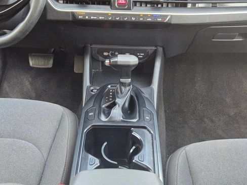 Used 2025 Kia K4 FWD image 17