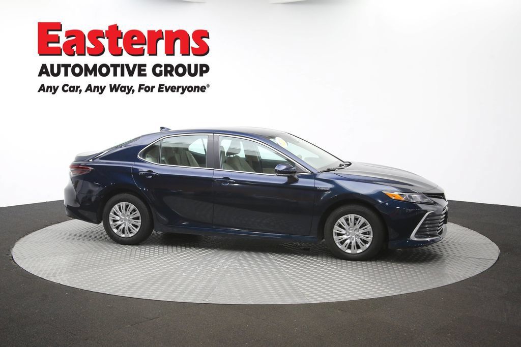 Used 2021 Toyota Camry LE FWD image 47