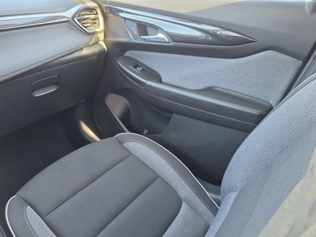 Used 2025 Chevrolet TrailBlazer LT FWD image 26