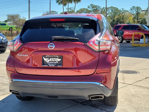 Used 2015 Nissan Murano S image 4