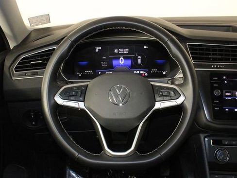 Used 2024 Volkswagen Tiguan S image 22