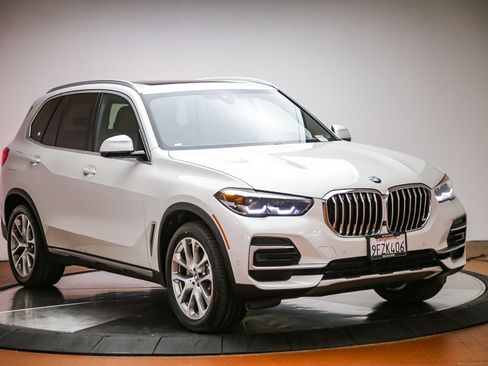 Used 2023 BMW X5 xDrive40i w/ Climate Comfort Package AWD/4WD image 6