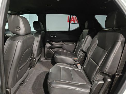 Used 2023 Chevrolet Traverse LT w/ LT Premium Package image 37