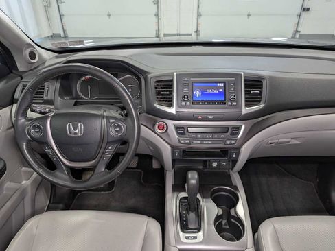 Used 2019 Honda Ridgeline RTL image 16