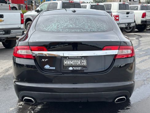 Used 2011 Jaguar XF Premium image 9